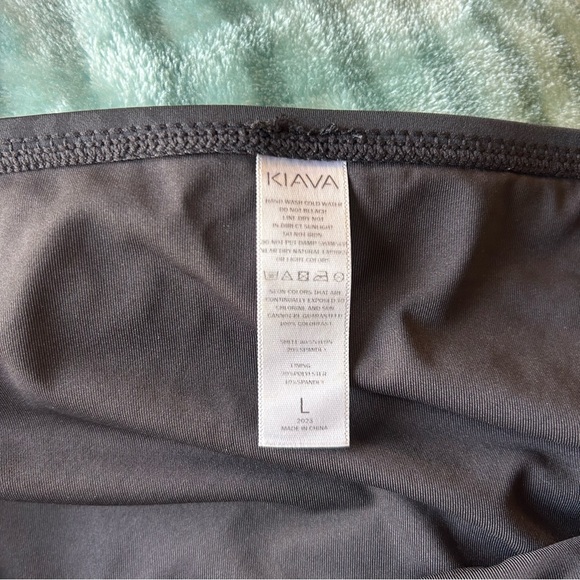 KIAVA RUCHED HIGH RISE BOTTOMS - SWIM, Stealth Black Leopard | size L - Picture 4 of 6